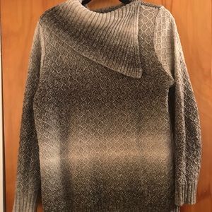 Dressbarn Sweater Large